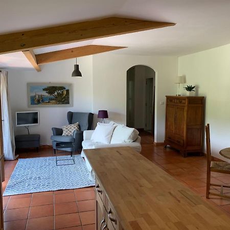 Maison Moutas Le Thoronet Extérieur photo
