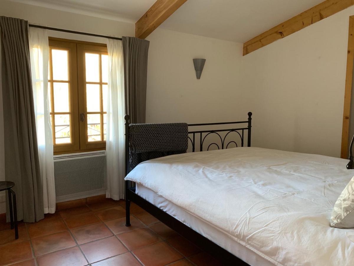 Maison Moutas Le Thoronet Extérieur photo